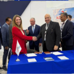 وقعت-عقد-طائرتين-بمعرض-العلمين.-«طيران-البحر-الأحمر»-تستهدف-الوصول-لـ-14-طائرة-بحلول-2028